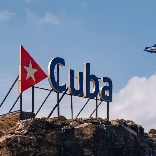 El polémico plan de Donald Trump para “tomar el control” de Cuba con un portaaviones