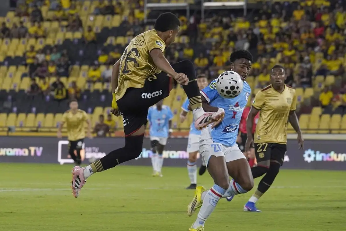 Manta FC pescó un punto valioso en el estadio Monumental Banco Pichincha de Barcelona SC, en Guayaquil, Foto: Apifoto
