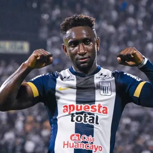 Alianza Lima vence a Moquegua con gol de Eryc Castillo