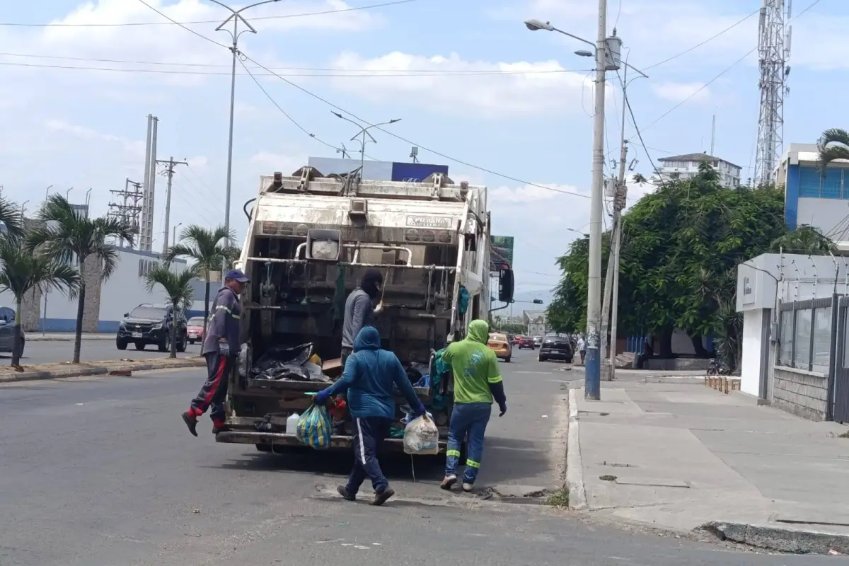 Manta se limpia y registra mayor ocupación hotelera., El Diario