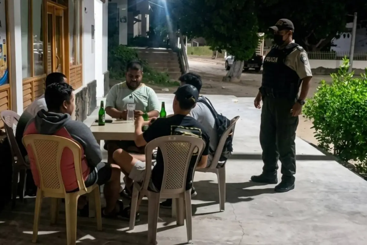 Toque de queda en Ecuador: ¿Se puede comprar y consumir bebidas alcohólicas con estado de excepción?