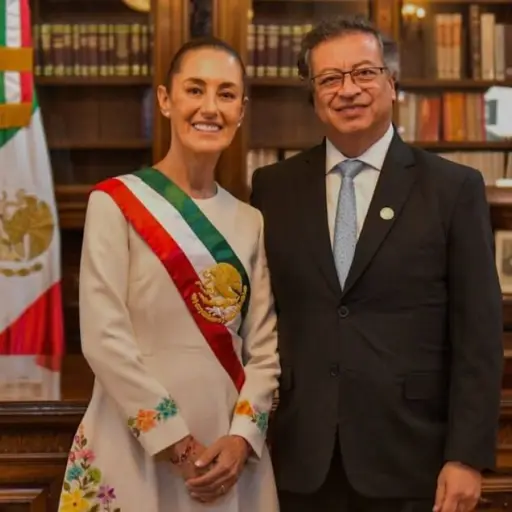 Filtración de audios vincula a Javier Milei en presunta red mediática contra gobiernos de México y Colombia