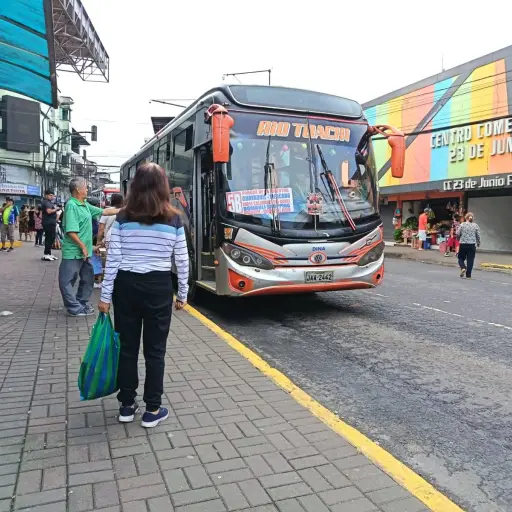 Municipio descarta alza inmediata del pasaje urbano en Santo Domingo 
