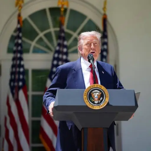 Trump anuncia un alto el fuego de tres días entre Rusia y Ucrania con motivo del Día de la Victoria