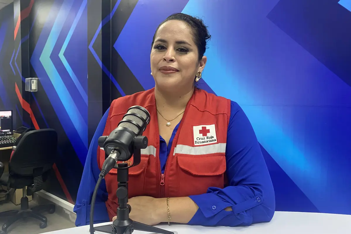 Erika Loor Anchundia, gerente de áreas esenciales de la institución, abordó varios temas de la Cruz Roja en entrevista con Manavisión Plus., El Diario.