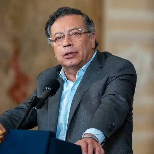 Petro asegura que no tiene “ningún problema” en retirar los aranceles a productos de Ecuador