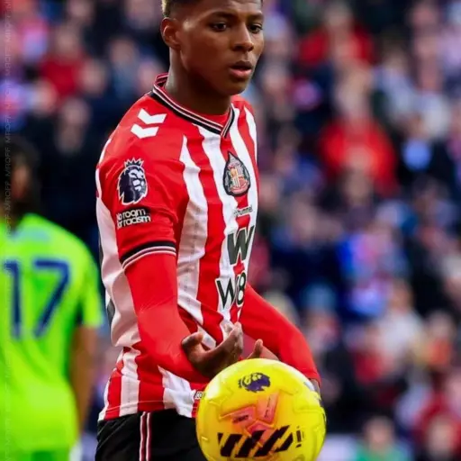 Nilson Angulo reaparece tras lesión en empate de Sunderland por Premier League