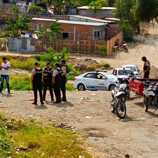 Hombre fue asesinado a tiros en el barrio Urbirríos Uno de Manta