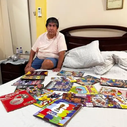 Más que figuritas: Jhonny Vallejo y sus más de cinco décadas coleccionando historias en cromos