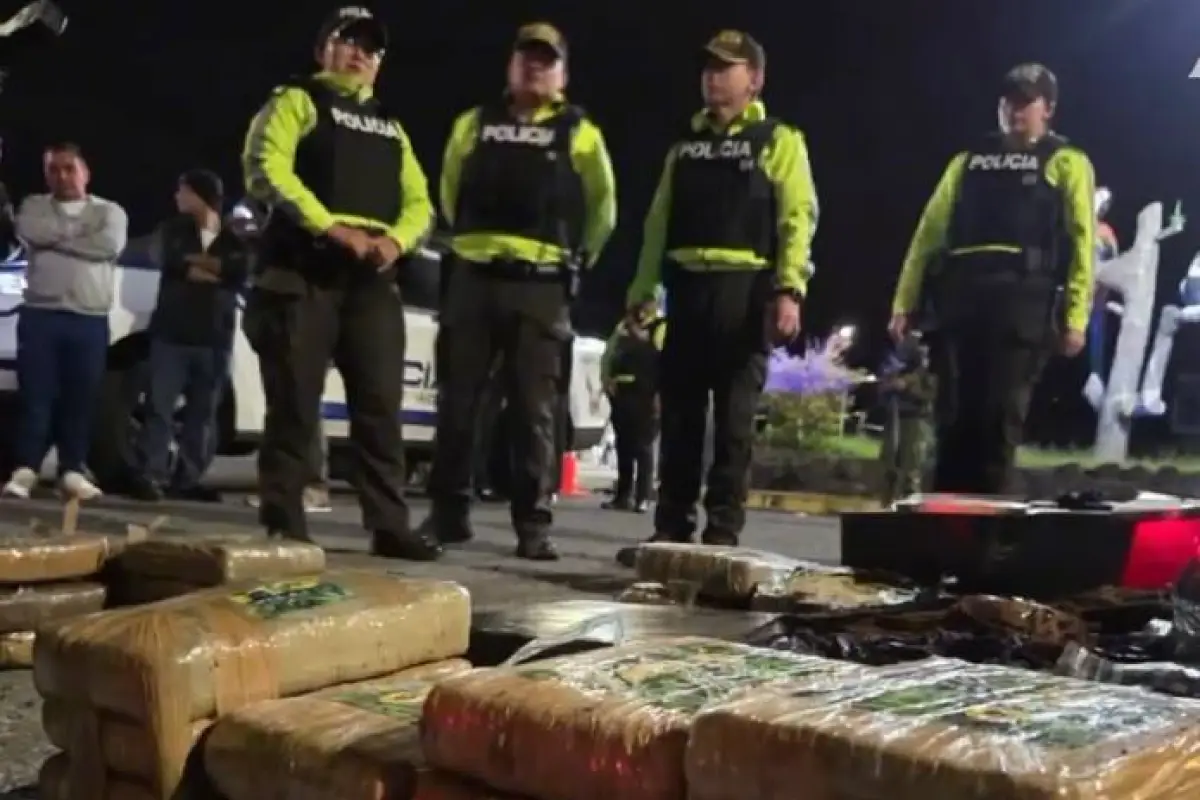 La droga estaba distribuida en más de 100 paquetes y forrados con cinta de embalaje., Foto: Policía Nacional