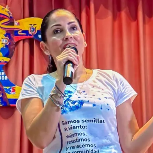 Integrantes de Revolución Ciudadana organizan sorteo en Canuto, Manabí, para cubrir multa del TCE