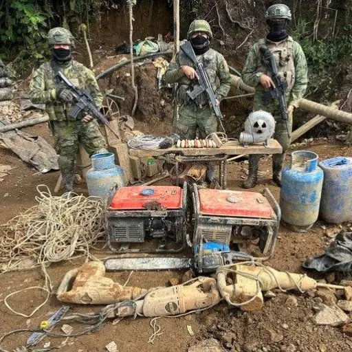  Inhabilitan materiales y equipos usados en minería ilegal en Urcuquí, Imbabura
