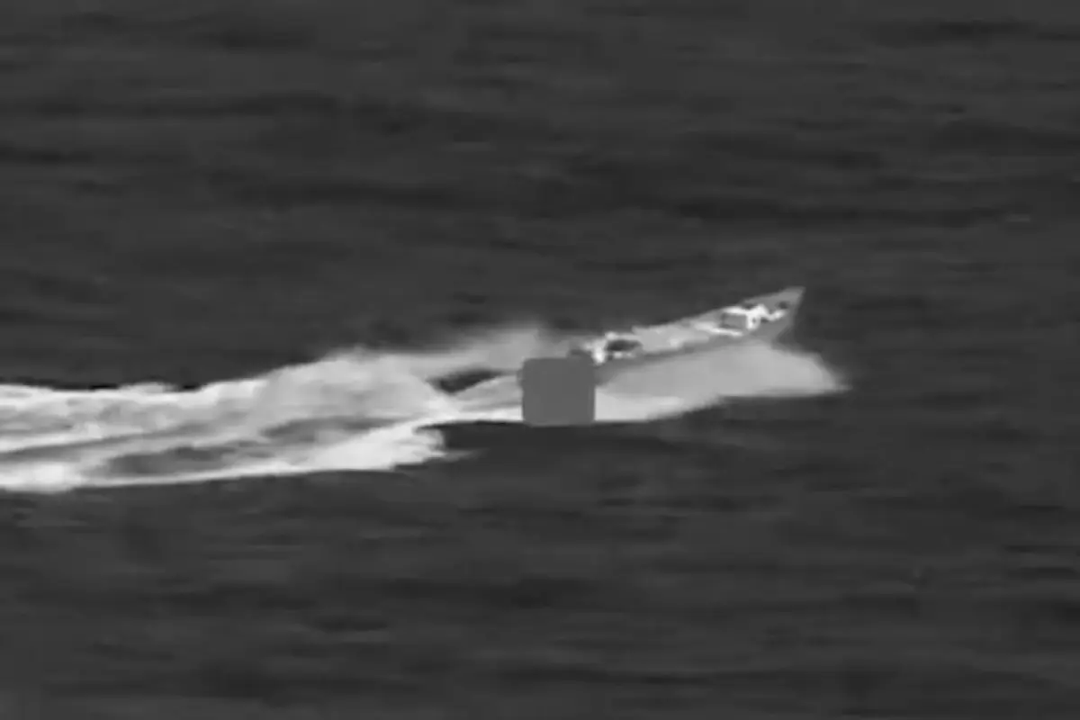 El momento del ataque a la lancha quedó grabado por las autoridades de Estados Unidos., Foto: Captura de pantalla