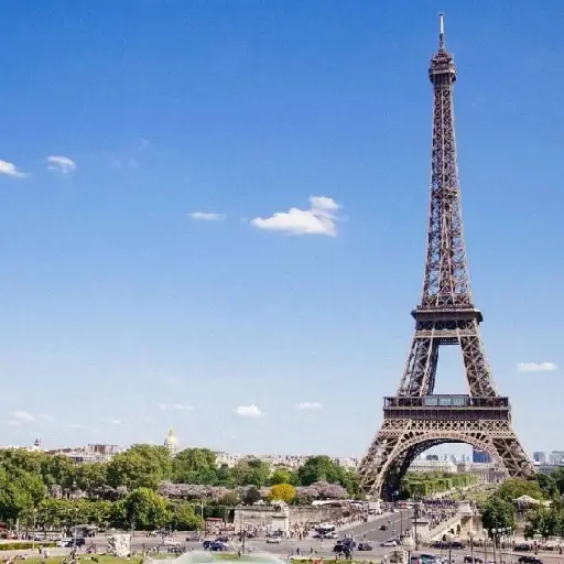 ¿El fin de un mito? Los alarmantes datos sobre cuántos años de vida le quedan a la Torre Eiffel