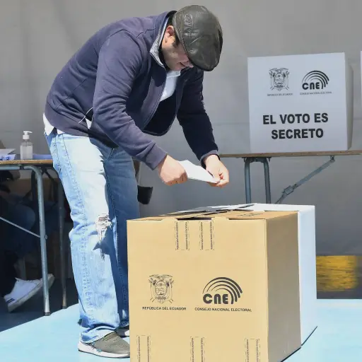 CNE aprueba diseños de papeletas para las elecciones seccionales y del CPCCS de 2026