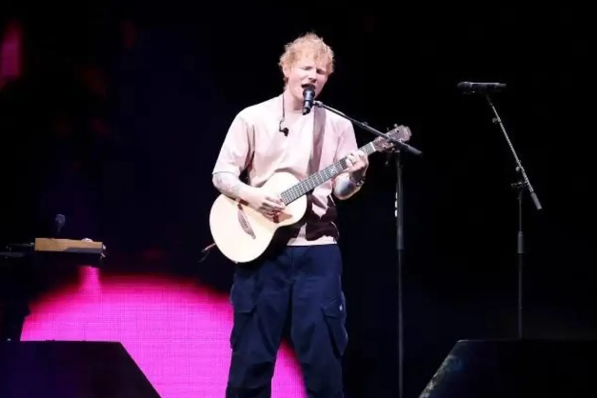 Ed Sheeran se presentó por primera vez en Ecuador ante más de 36 mil personas en el estadio Olímpico Atahualpa., Web