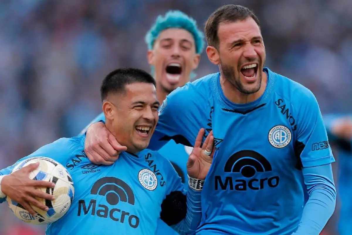 Jugadores de Belgrano celebrando el tercer gol y el que les dio el título de campeón ante River Plate., Foto: X: Belgrano