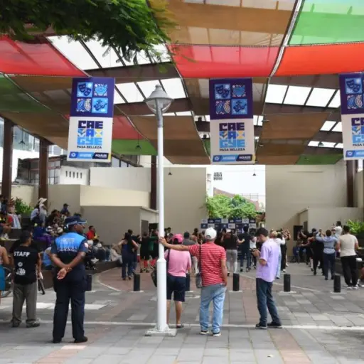 Familias y turistas llenaron de arte, baile y tradición la Ruta Centro durante el feriado en Guayaquil