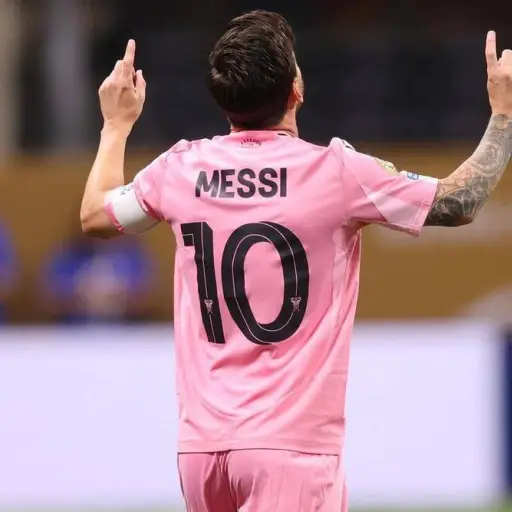 Alarma en la Selección Argentina tras el cambio por molestias musculares de Lionel Messi en la MLS