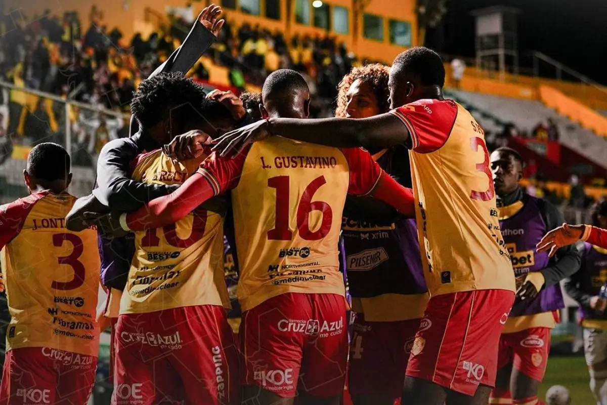Aucas 