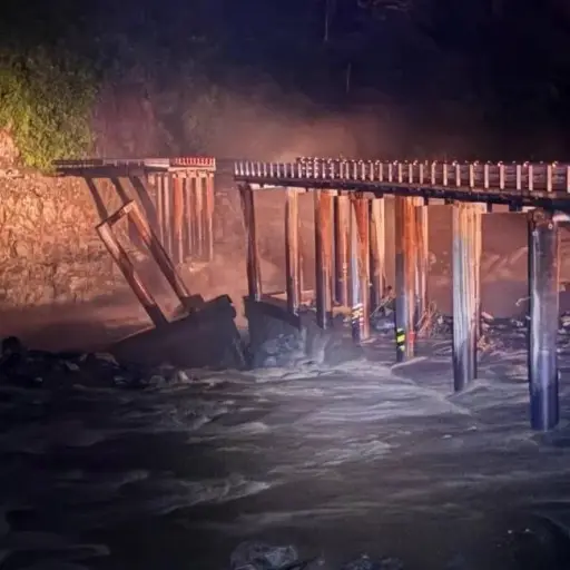 Crecida del río Coca causó daños en el dique de Coca Codo Sinclair; Gobierno garantiza el servicio eléctrico 