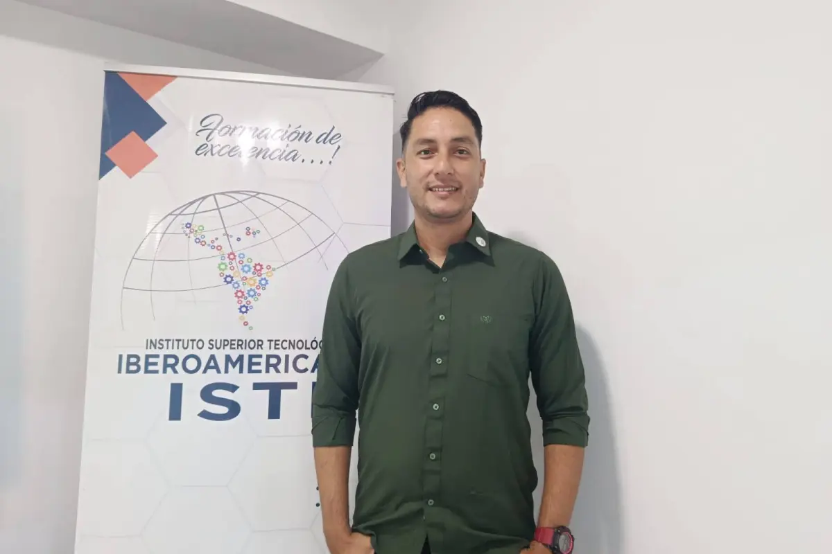 Oliver Ibañez, vicerrector del Instituto Superior Tecnológico Iberoamericano., El Diario