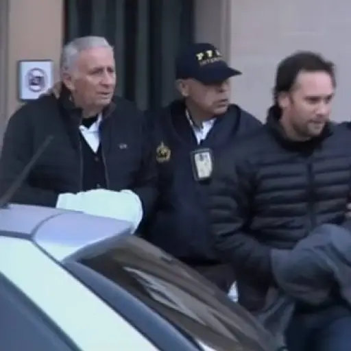 Los empresarios Hugo y Mariano Jinkis están en Nueva York para negociar un acuerdo por el caso Fifagate