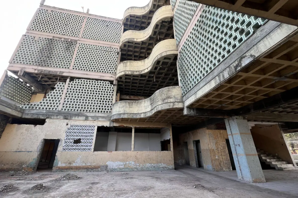 En el interior del edificio se ha hecho limpieza., El Diario