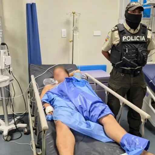 Hombre fue detenido con un revólver calibre 38 tras una persecución policial en Manta