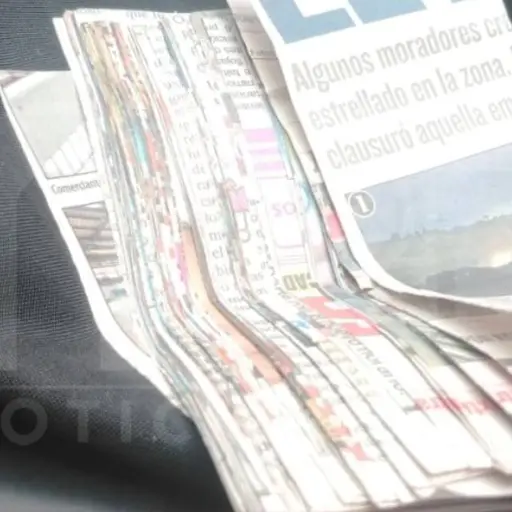 Dos hombres habrían robado USD 2.000 a una mujer con la modalidad del ‘cambiazo’ en Pasaje