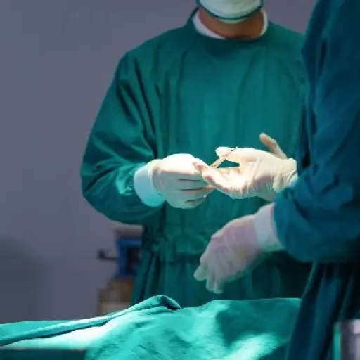 Cirujano plástico deberá cumplir seis años y ocho meses de prisión por abuso sexual