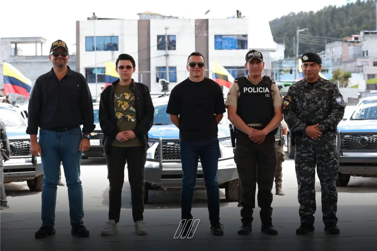El presidente Daniel Noboa entregó más equipamiento para la seguridad , X: @Presidencia_Ec