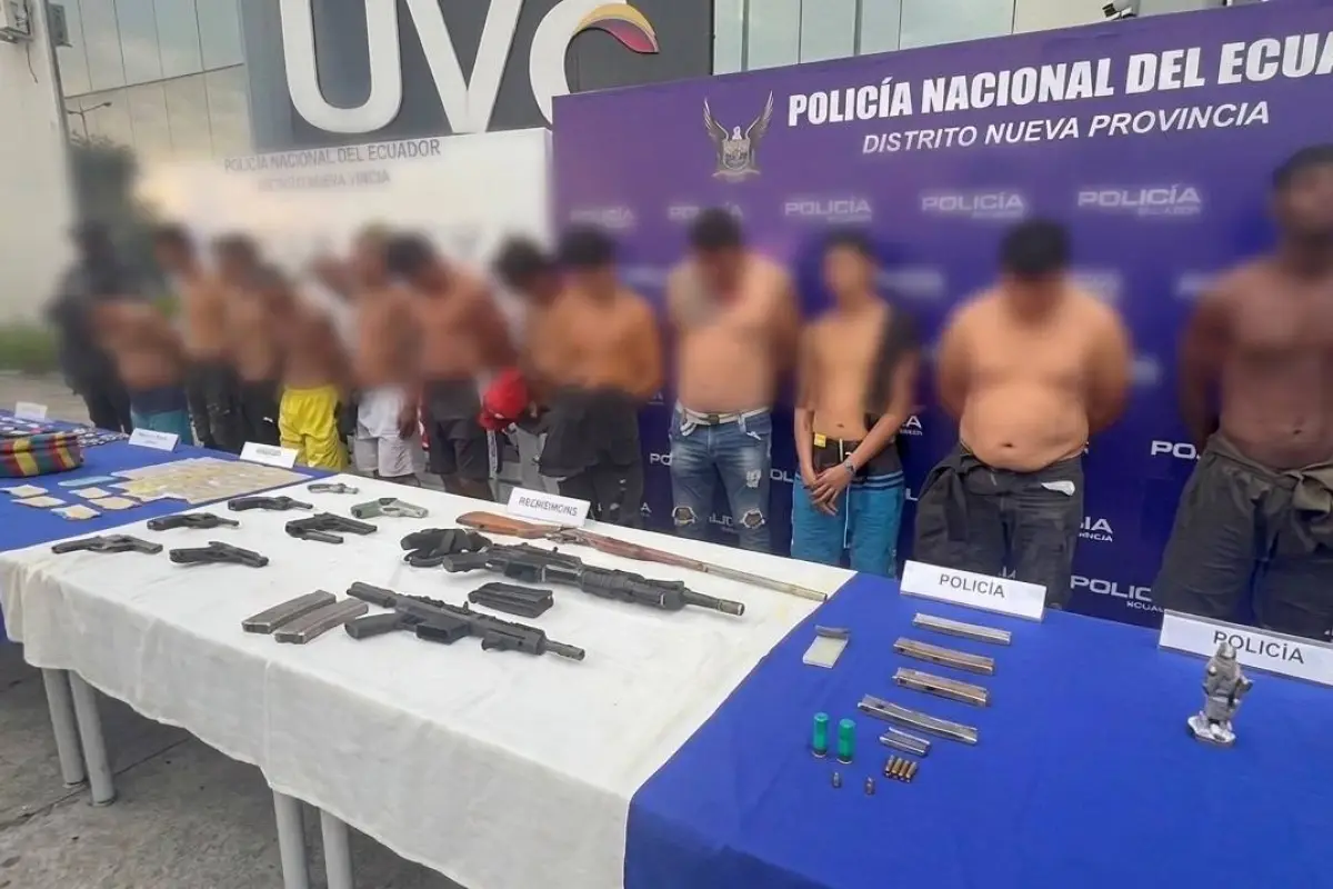 La Policía capturó a 15 presuntos miembros de varias organizaciones criminales en un operativo coordinado en varias ciudades de Guayas., Policía Nacional