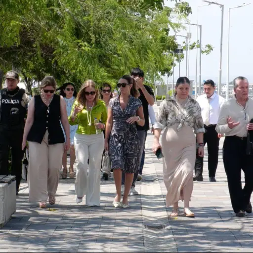 Visita del embajador panameño a Manta incluye firma de alianza estratégica con la Alcaldía