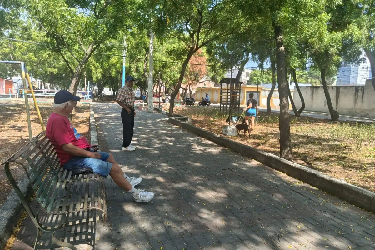 Vecinos del parque Las Acacias esperan el inicio de la obra integral., El Diario