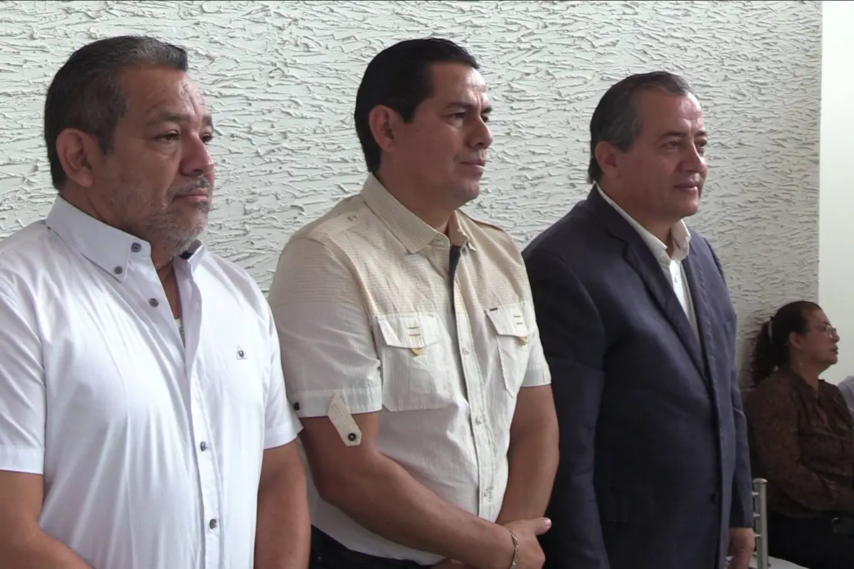 Transportistas de Manabí debaten tarifas y subsidios en reunión provincial de FENACOTIP