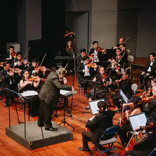 La Filarmónica de Guayaquil amplía su repertorio con música popular y académica
