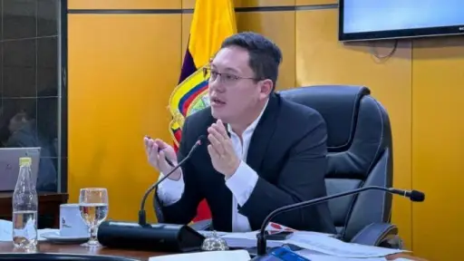 Cristian Zamora, alcalde de Cuenca, anuncia apoyo a otra candidatura y niega acercamiento con el correísmo