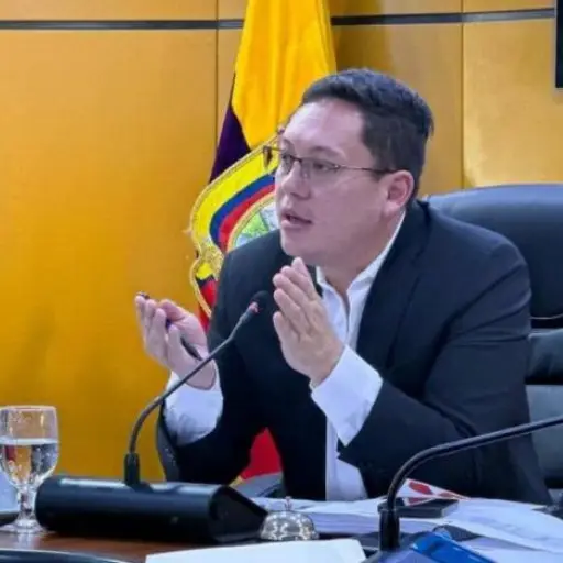 Cristian Zamora, alcalde de Cuenca, anuncia apoyo a otra candidatura y niega acercamiento con el correísmo