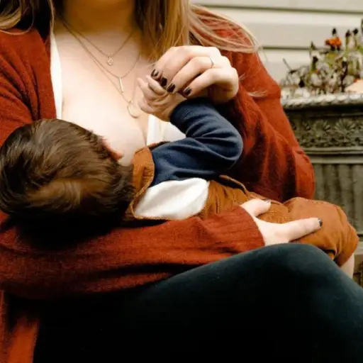 Corte Provincial de Pichincha ordena ampliar de 12 a 14 semanas la licencia por maternidad en Ecuador