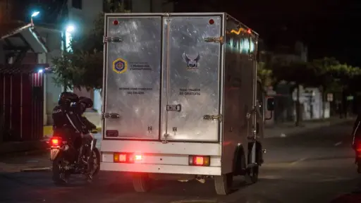 Una persecución policial tras el robo de un taxi deja un adolescente muerto y tres detenidos en Manabí