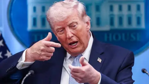 Presidente Donald Trump: “Si Irán no se comporta y viola el acuerdo, volveremos a lanzar bombas”
