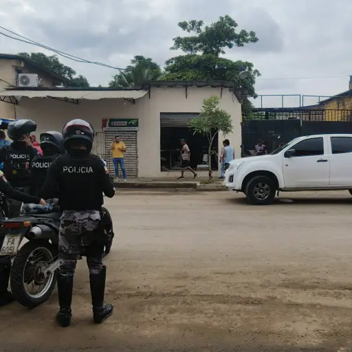 Iba a lavar su motocicleta y terminó asesinado: el trágico final de un joven en el cantón Chone