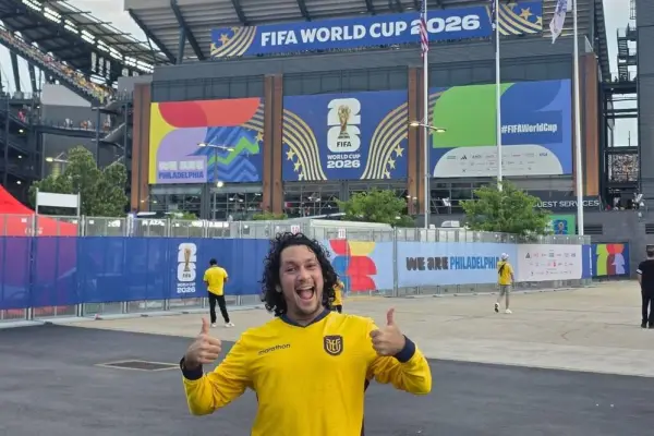 Felipe Crespo y Luisa Espinoza protagonizaron un nuevo enfrentamiento público en redes sociales a raíz de comentarios sobre el viaje del influencer al Mundial 2026. ,Redes sociales