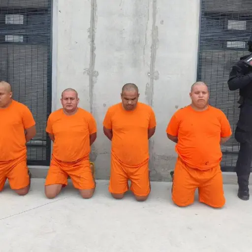 Alias ‘Sampayo’, presunto líder de Los Lobos, y tres policías trasladados a la cárcel El Encuentro  