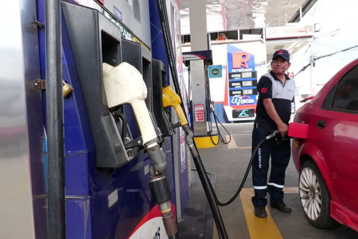 El costo de los combustibles preocupa a la ciudadanía, algunos afirman que se duplicó el gasto destinado a transporte.