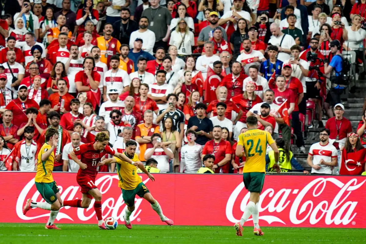 Australia debutó con victoria en el Mundial 2026 tras superar a Turquía en Vancouver., Ercin Erturk / ANADOLU / AFP