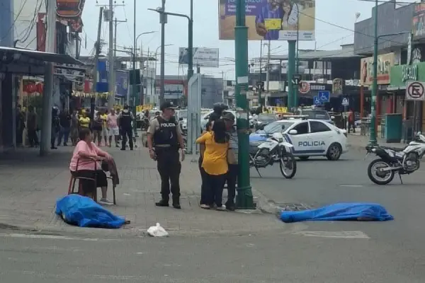 La fiscal y su hermana fueron asesinadas al salir de comer en un local de la avenida Flavio Reyes de Manta. ,ED