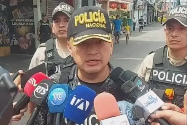 La Policía reveló que la fiscal Alexandra Bravo fue interceptada por sicarios en motocicleta cuando salía de desayunar en Manta. ,Captura de pantalla: redes sociales