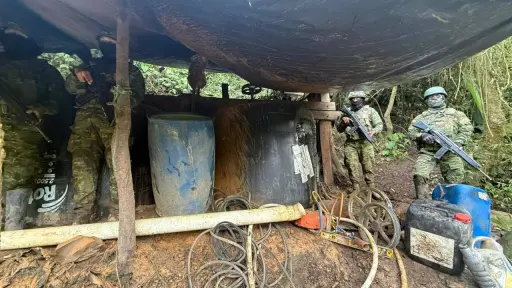Más de 900 mil galones incautados en operativos contra combustible ilegal en Ecuador